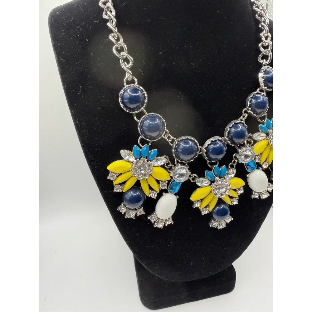 Charming Charlie vibrant floral
